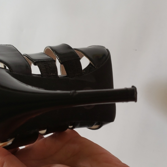 Michael Kors  heels size 6.5 M - Picture 12 of 13